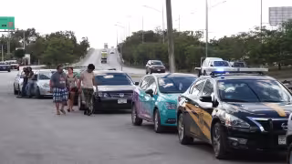 Al lugar llegaron varias compañías de seguros para atender a sus clientes