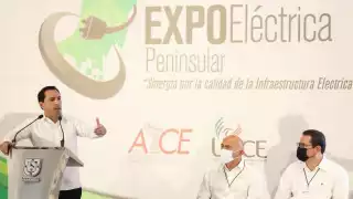 Mauricio Vila inició con la conferencia en la Expo Eléctrica Peninsular