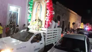 Procesión en honor a la Virgen de Guadalupe en Campeche