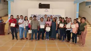 En el municipio de Tenabo al menos 40 familias recibieron un nuevo hogar