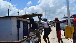 Pescadores esperan con ansias abril para poder ir en busca del codiciado mero