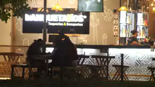 Suspenden venta de alcohol en bares y restaurantes en Quintana Roo