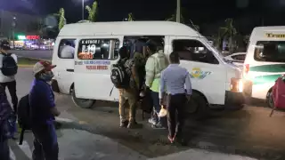 "Es importante también que la gente coopere y evite subirse a los camiones que van con sobrecupos"