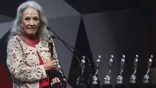 La actriz Isela Vega murió ayer
