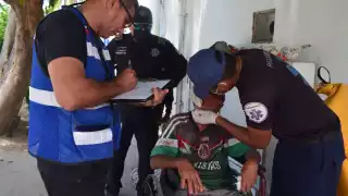 Paramédicos lograron estabilizar al abuelito