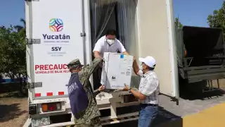 Llegan más vacunas para Yucatán
