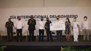  Miguel Ángel Molina Torres fue nombrado como el Bombero del Año