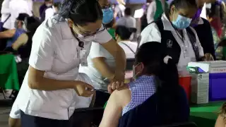 Vacunación de docentes en plantel de la ITAM