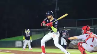 Luis Barrera reforzará la ofensiva de los Tigres de Quintana Roo para la Temporada 2024