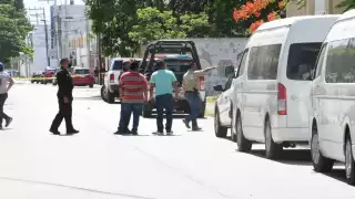Los elementos se ubicaron a las afueras de la casa hogar "San Pedro El Pescador" y acordonaron la cuadra completa
