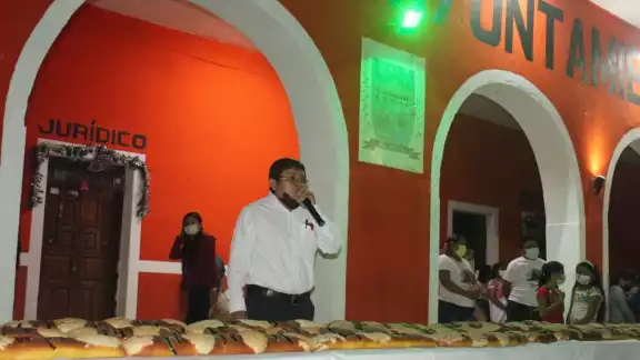 El último evento que presidió Roger Sánchez fue la Rosca de Reyes El último evento que presidió Roger Sánchez fue la Rosca de Reyes