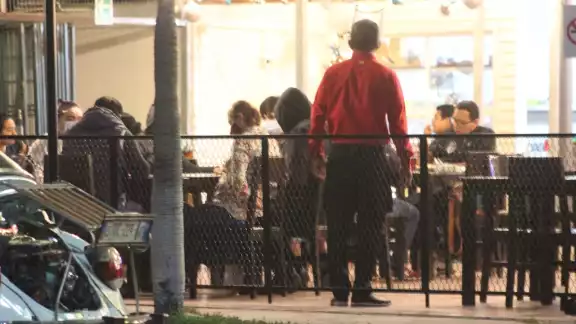 Se suspendió temporalmente la venta de bebidas alcohólicas en los 11 municipios de Quintana Roo Se suspendió temporalmente la venta de bebidas alcohólicas en los 11 municipios de Quintana Roo