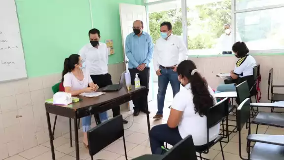 El pasado 6 de septiembre regresaron a las aulas más de 80 mil alumnos de nivel básico El pasado 6 de septiembre regresaron a las aulas más de 80 mil alumnos de nivel básico