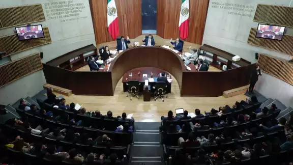 La magistrada Janine Otálora Malassis presentó una propuesta, que fue acompañada por el magistrado presidente Reyes Rodríguez Mondragón La magistrada Janine Otálora Malassis presentó una propuesta, que fue acompañada por el magistrado presidente Reyes Rodríguez Mondragón