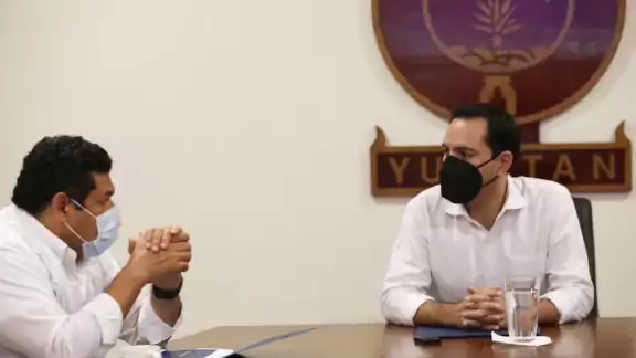 Vila ser reunió con el director de Fonatur Vila ser reunió con el director de Fonatur