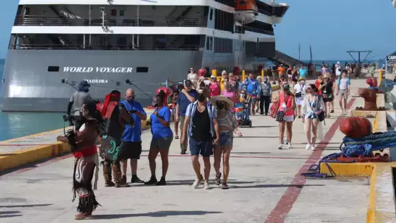 Más de 2 mil 700 pasajeros arribaron al puerto de Progreso, así como mil 335 tripulantes Más de 2 mil 700 pasajeros arribaron al puerto de Progreso, así como mil 335 tripulantes