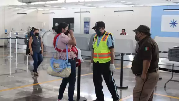 En la terminal del Aeropuerto Internacional de Campeche “Acuña Ongay” la atención de 108 mil 14 pasajeros En la terminal del Aeropuerto Internacional de Campeche “Acuña Ongay” la atención de 108 mil 14 pasajeros