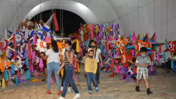 La Feria de la Piñata ha comenzado en Campeche La Feria de la Piñata ha comenzado en Campeche