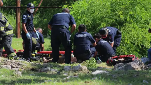 El accidentado, proveniente de Michoacán, paseaba con su familia por el rumbo del Museo del Mundo Maya cuando se cayó al pozo