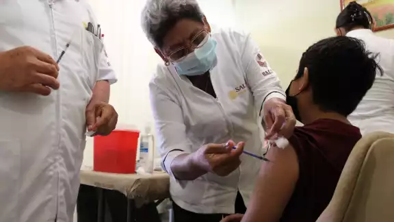 La Secretaría de Salud asegura que en todos los centros de salud hay dosis contra la influenza La Secretaría de Salud asegura que en todos los centros de salud hay dosis contra la influenza