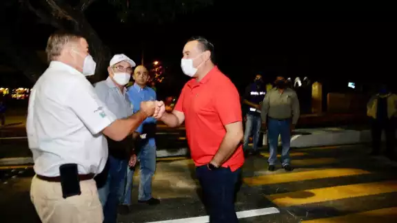 De nueva cuenta el alcalde, Renán Barrera Concha, faltó a su palabra al no informar a la ciudadanía el costo real de la obra De nueva cuenta el alcalde, Renán Barrera Concha, faltó a su palabra al no informar a la ciudadanía el costo real de la obra