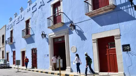 La salida de Volaris del aeropuerto de Campeche afecta al turismo y a empresarios La salida de Volaris del aeropuerto de Campeche afecta al turismo y a empresarios