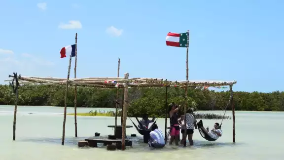 La Isla de los Columpios se ubica en Chuburná