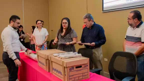 Por primera vez, se llevará una casilla al domicilio de 37 personas de Yucatán que no pueden salir Por primera vez, se llevará una casilla al domicilio de 37 personas de Yucatán que no pueden salir