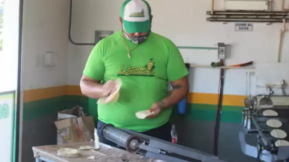 En Quintana Roo ya se había dado un incremento al precio por kilo de tortilla, que se mantiene en 20 pesos En Quintana Roo ya se había dado un incremento al precio por kilo de tortilla, que se mantiene en 20 pesos