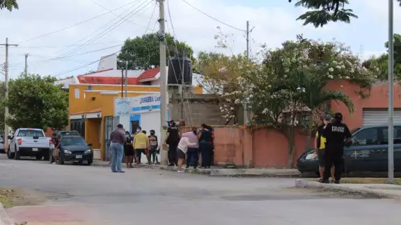 La familia acudió al hogar del difunto La familia acudió al hogar del difunto