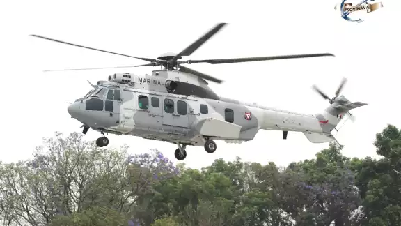 Los habitantes de Centla acudieron en auxilio de los sobrevivientes del desplome del helicóptero de la Semar en la zona Los habitantes de Centla acudieron en auxilio de los sobrevivientes del desplome del helicóptero de la Semar en la zona