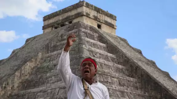 Así se vivió el equinoccio en Chichén Itzá Así se vivió el equinoccio en Chichén Itzá
