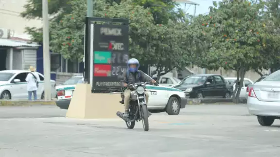 En seis de cada diez homicidios, los asesinos utilizan una motocicleta para escapar. En seis de cada diez homicidios, los asesinos utilizan una motocicleta para escapar.