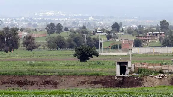 Vivienda dañada por el socavón