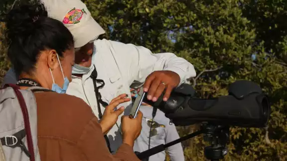 El avistamiento de aves sirve para concientizar a la gente en la importancia de su conservación El avistamiento de aves sirve para concientizar a la gente en la importancia de su conservación