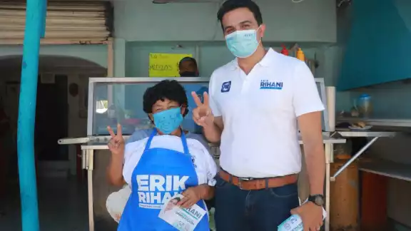 El candidato a diputado por el Distrito local IX en la recta final de su campaña política El candidato a diputado por el Distrito local IX en la recta final de su campaña política