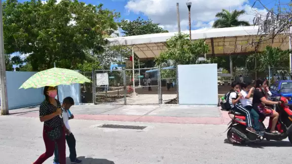 Escuelas ubicadas en las comisarías del puerto sobreviven cada día con grandes carencias Escuelas ubicadas en las comisarías del puerto sobreviven cada día con grandes carencias