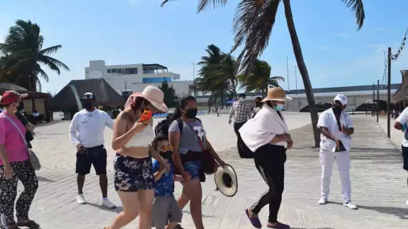 Según los extranjeros, sufren acoso por parte de los vendedores Según los extranjeros, sufren acoso por parte de los vendedores