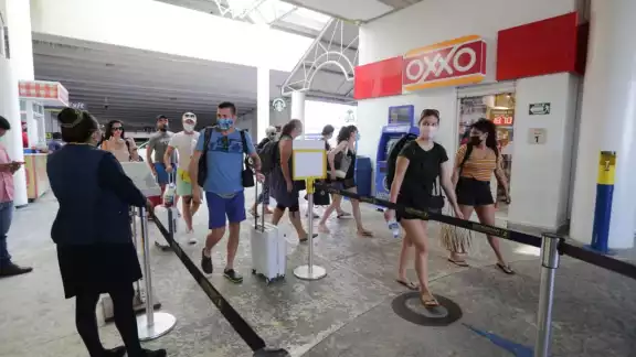 La Terminal Marítima de Cancún espera recibir un flujo considerable de personas que cruzarán a Isla Mujeres La Terminal Marítima de Cancún espera recibir un flujo considerable de personas que cruzarán a Isla Mujeres