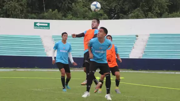 Yalmakán FC e Inter Playa del Carmen se jugarán hoy su pase a las semifinales del Torneo Apertura 2021 de la Liga Premier