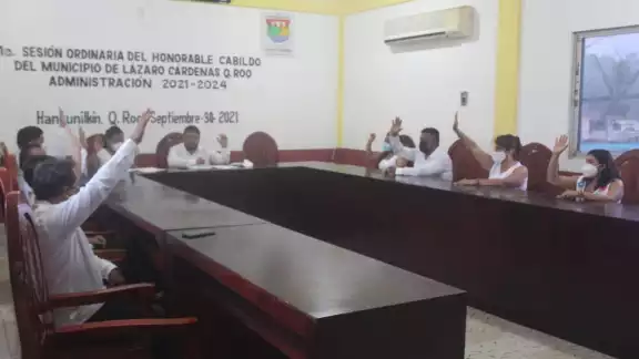 La primer sesión ordinaria del cabildo del periodo 2021-2024 se llevó a cabo pasadas las 18:30 horas