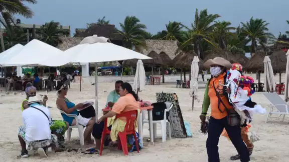 Vendedores opinan que no pueden confiarse en que no habrá otro cierre en el futuro