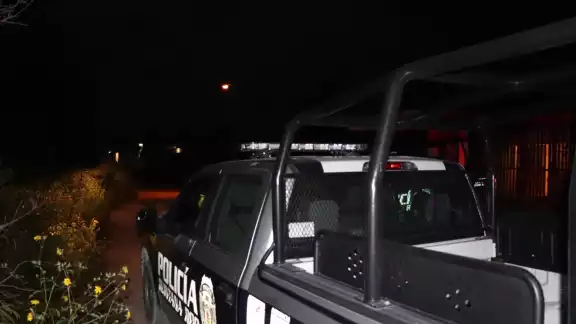 Elementos de la Policía Quintana Roo y paramédicos de una unidad médica, acudieron al auxilio