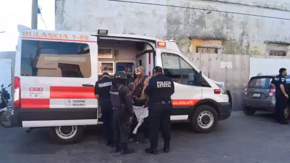 El joven fue atendido por paramédicos; los turistas responsables decidieron correr con los gastos junto con su respectiva aseguradora El joven fue atendido por paramédicos; los turistas responsables decidieron correr con los gastos junto con su respectiva aseguradora