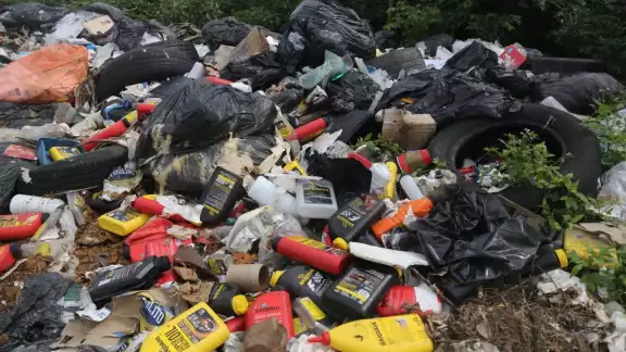 Actualmente, se encuentra lleno de basura Actualmente, se encuentra lleno de basura