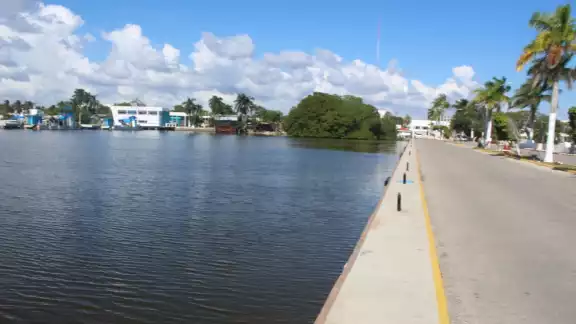 En abril de 2020 se paralizó el transporte de taxi marítimo en la ruta que cubre Chetumal En abril de 2020 se paralizó el transporte de taxi marítimo en la ruta que cubre Chetumal