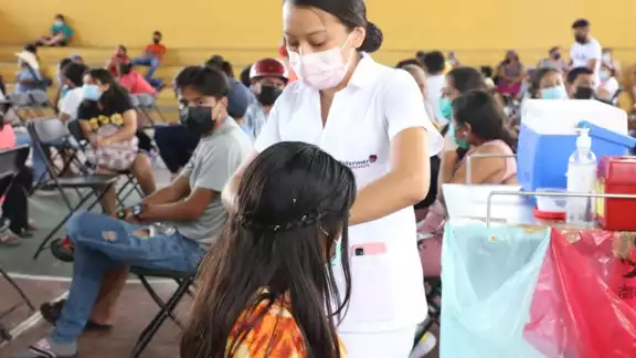 La segunda fase de la aplicación de la vacuna contra el COVID-19 en Yucatán comenzó sin contratiempos La segunda fase de la aplicación de la vacuna contra el COVID-19 en Yucatán comenzó sin contratiempos
