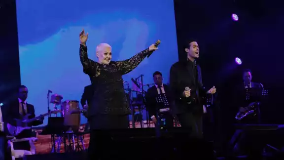 Lupita D'Alessio cantará con su hijo Ernesto este 2 de junio en Mérida Lupita D'Alessio cantará con su hijo Ernesto este 2 de junio en Mérida