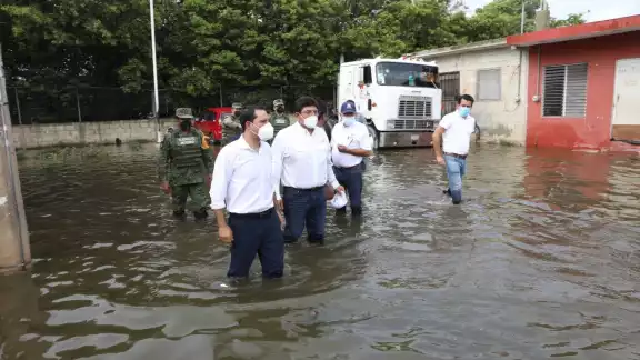 La zona de la ciénaga incremento el nivel del agua La zona de la ciénaga incremento el nivel del agua