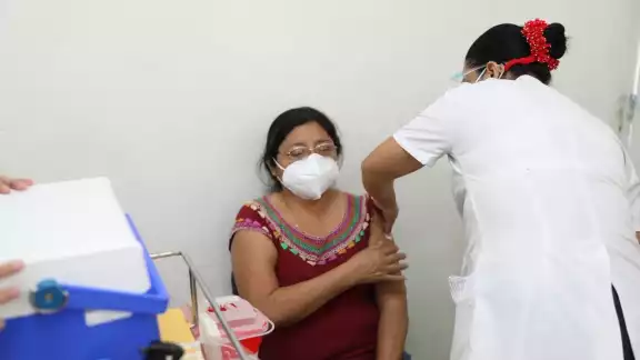 La dependencia estatal indicó que en estas demarcaciones se estima administrar 33,280 dosis, de las cuales 11,056 son de la farmacéutica Sinovac La dependencia estatal indicó que en estas demarcaciones se estima administrar 33,280 dosis, de las cuales 11,056 son de la farmacéutica Sinovac
